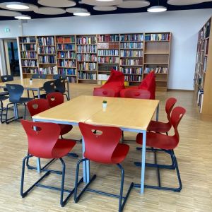 Neueröffnung der Schulbibliothek